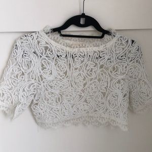White crop top from boutique